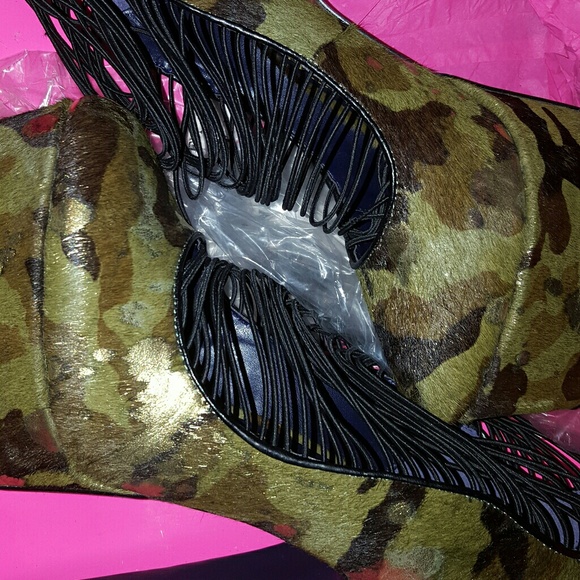 High heel shoes - Picture 2 of 3